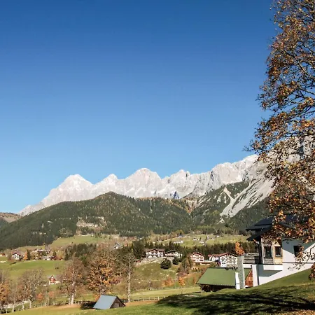 Berghaus Weitblick By Interhome بيت للعطل